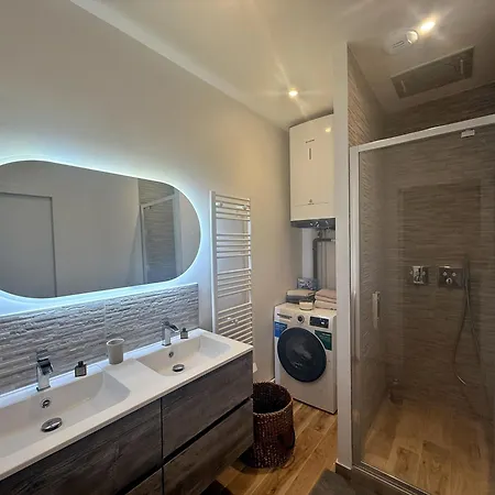 Salon Cosy Et Lumineux Proche Arc De Triomphe Kwatera prywatna